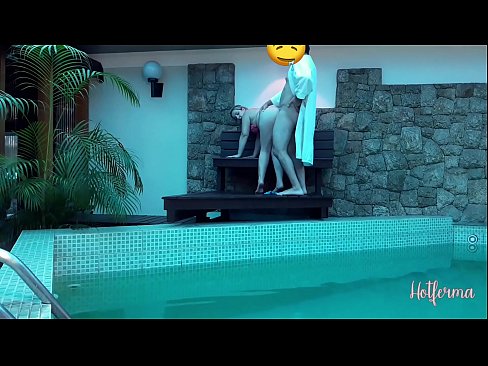 ❤️ Boss invita a cameriera à a piscina, ma ùn pudia resiste à un caldu ️ Pornografia dura à co.tubesexer-com.ru ❌️❤